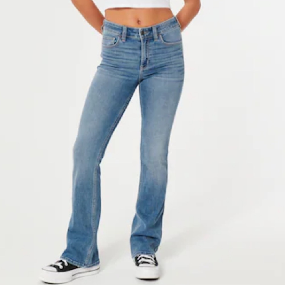 Hollister light wash boot leg Jeans size 5R